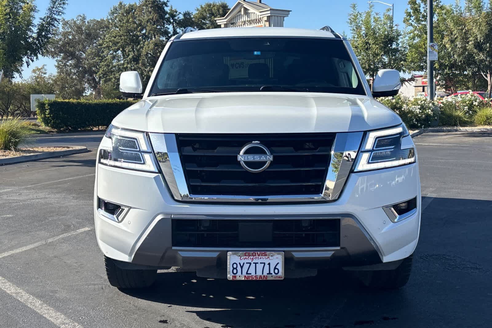 Used 2021 Nissan Armada SV w/ SV Appearance Package RWD image 11