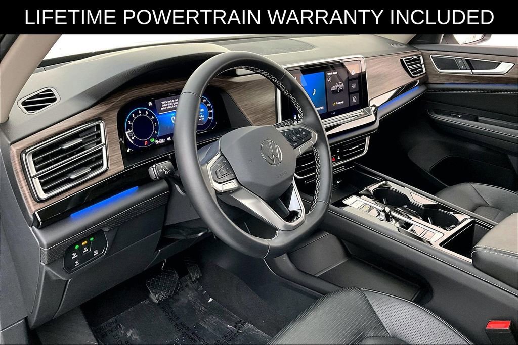 Used 2025 Volkswagen Atlas SEL image 17