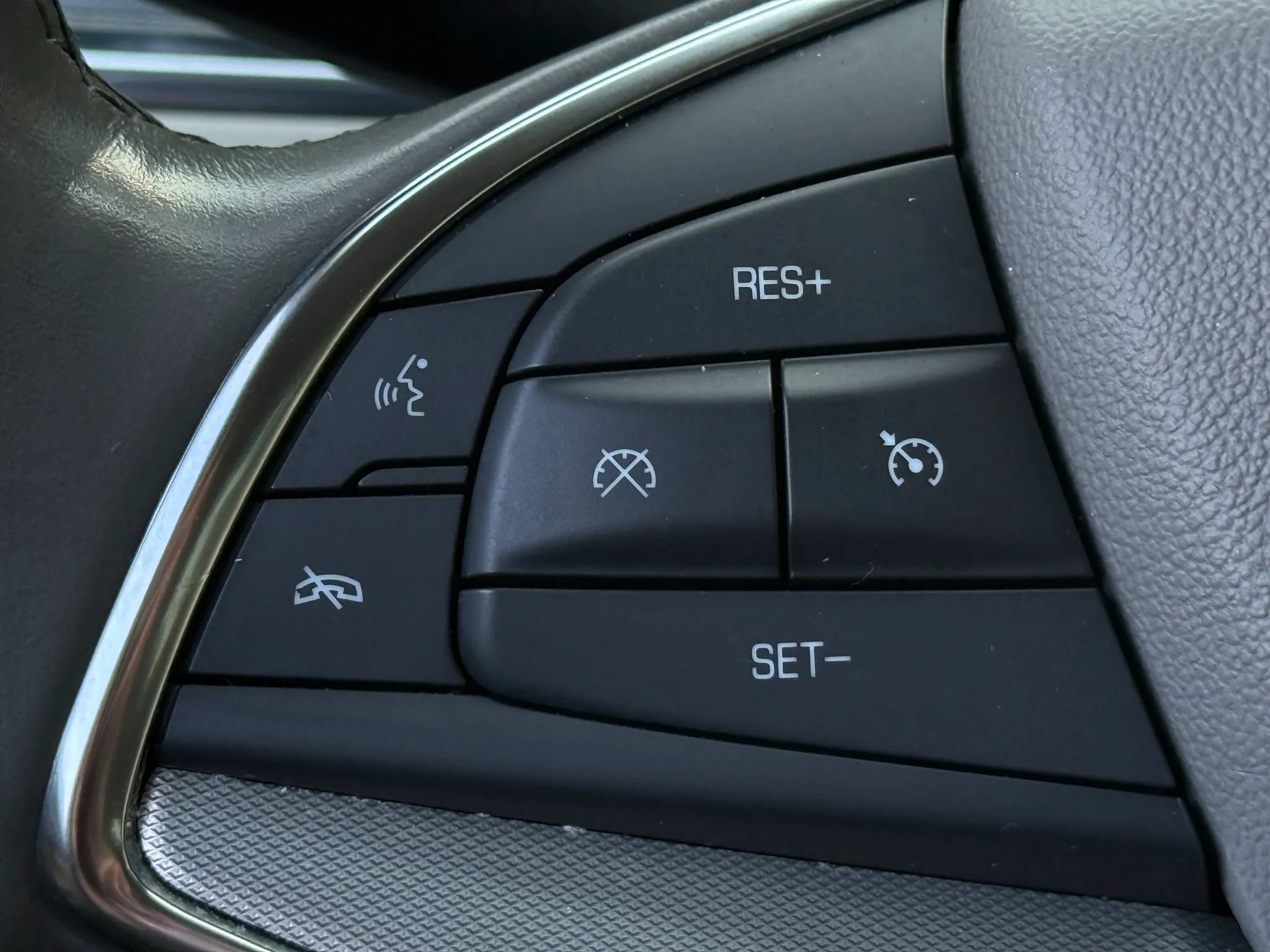 Used 2020 Cadillac XT5 Premium Luxury FWD image 30