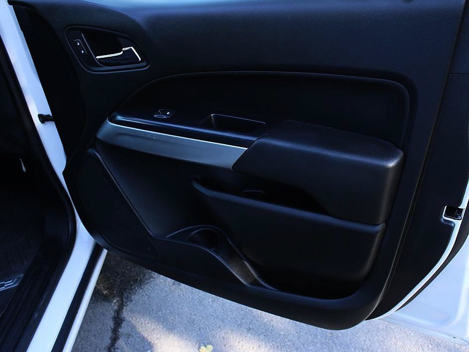 Used 2020 Chevrolet Colorado LT RWD image 18