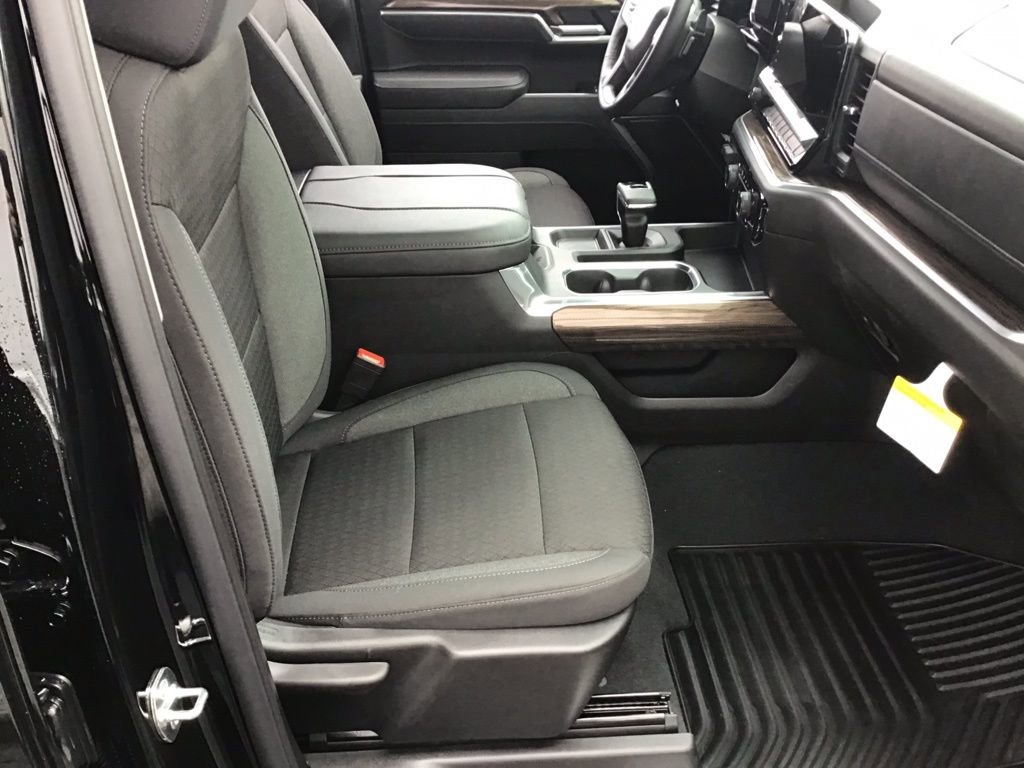 New 2026 Chevrolet Silverado 1500 LT w/ All Star Edition Plus image 10