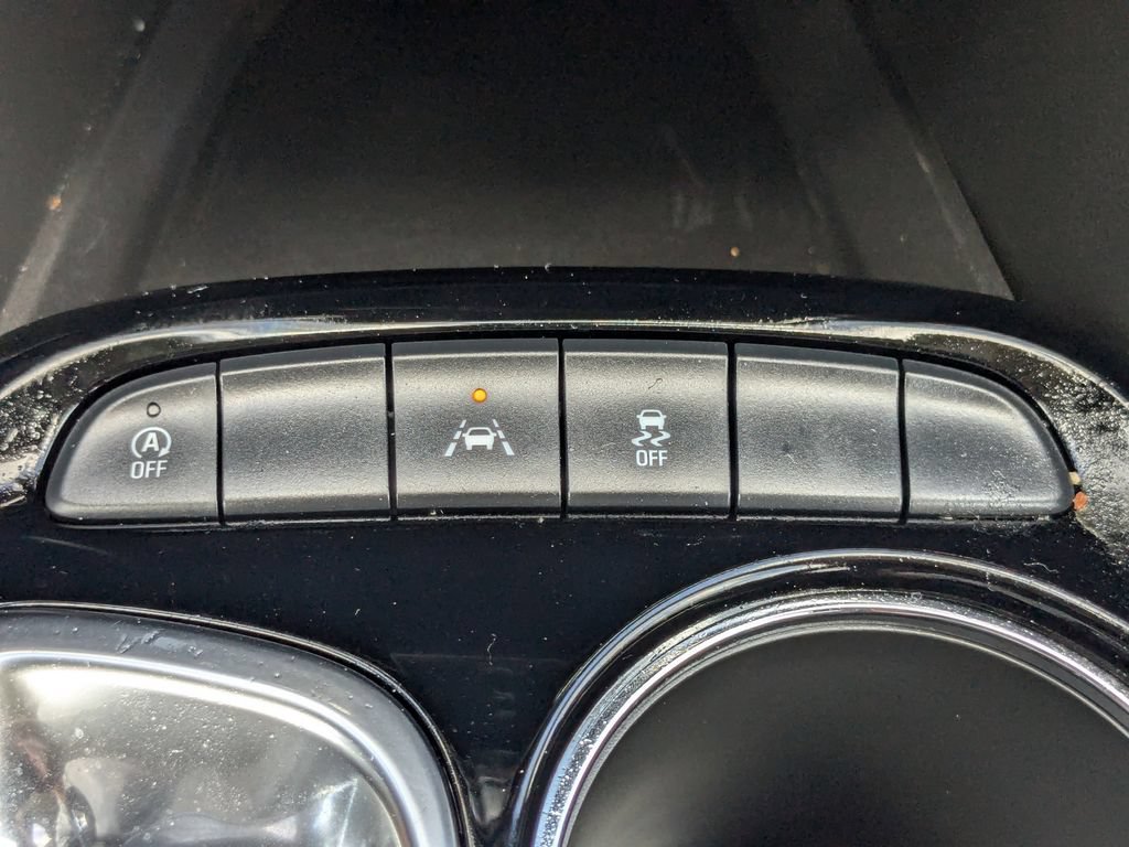 Used 2025 Buick Encore GX Sport Touring w/ Comfort Package FWD image 24