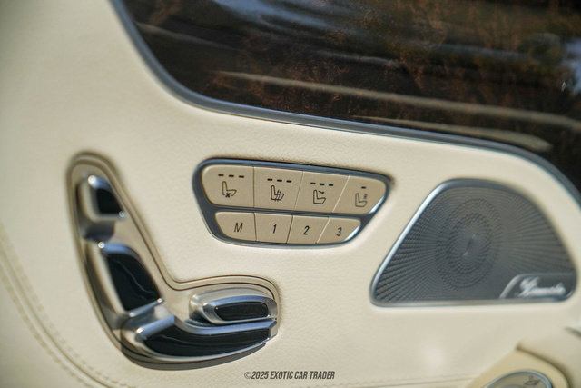 Used 2019 Mercedes-Benz S 560 Cabriolet image 31