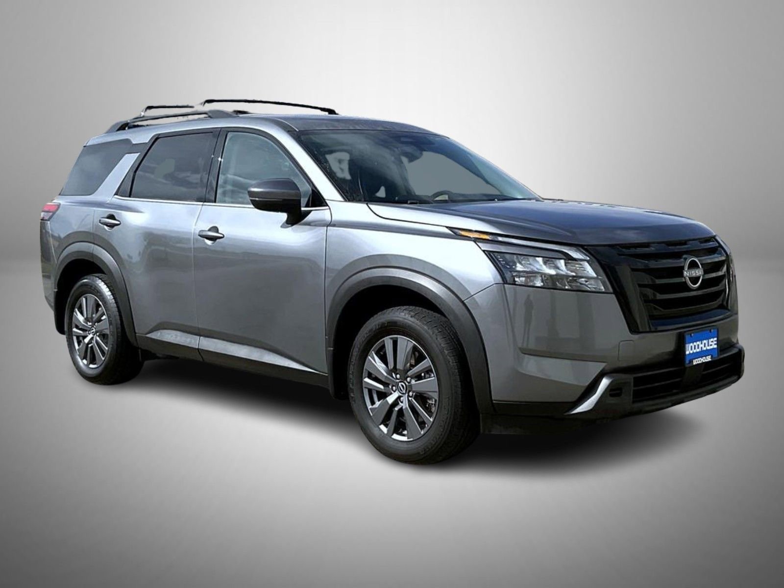 Used 2024 Nissan Pathfinder SV w/ Black Appearance Package AWD/4WD image 3