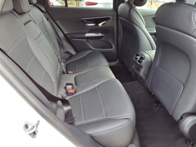 Certified 2025 Mercedes-Benz GLC 300 image 19