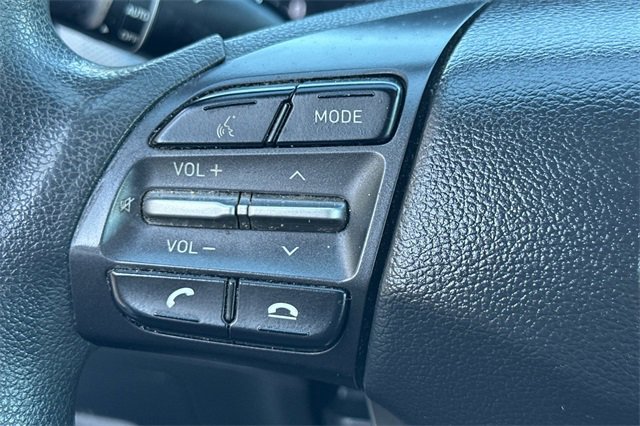 Used 2021 Hyundai Kona SE w/ Cargo Package image 28