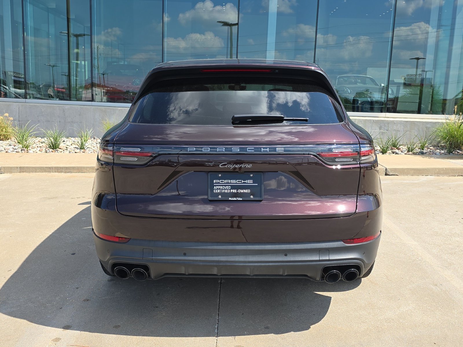 Certified 2023 Porsche Cayenne Platinum Edition AWD/4WD image 6