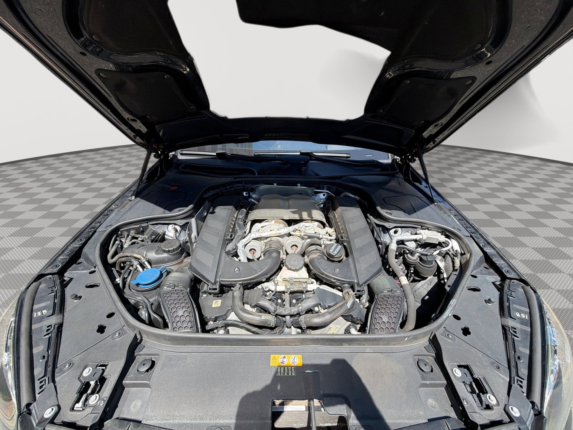 Used 2019 Mercedes-Benz S 560 4MATIC Sedan image 18