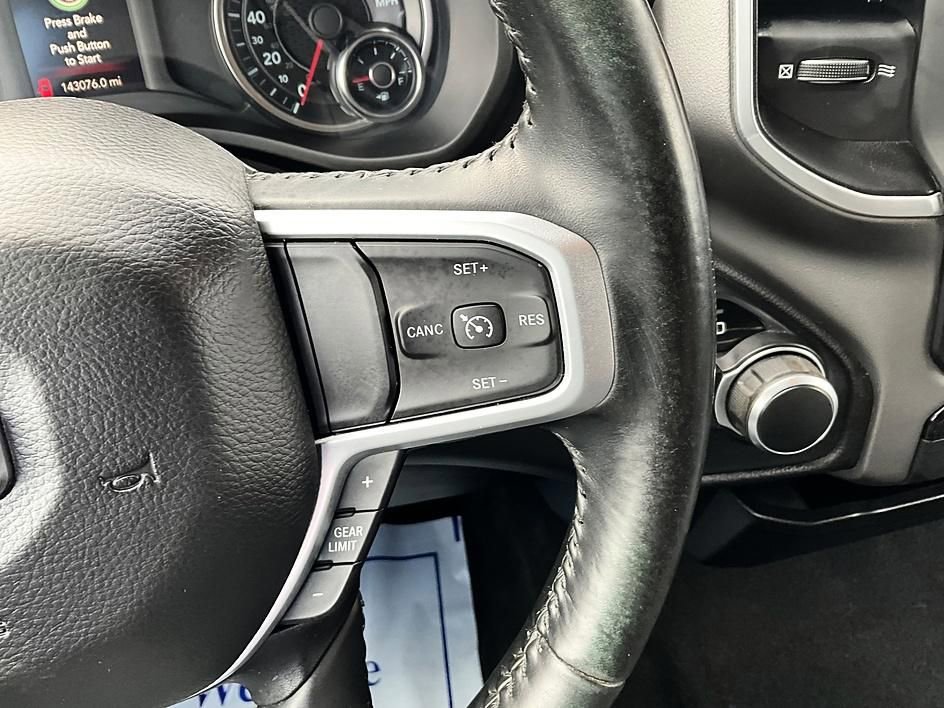 Used 2020 RAM 1500 Big Horn AWD/4WD image 33
