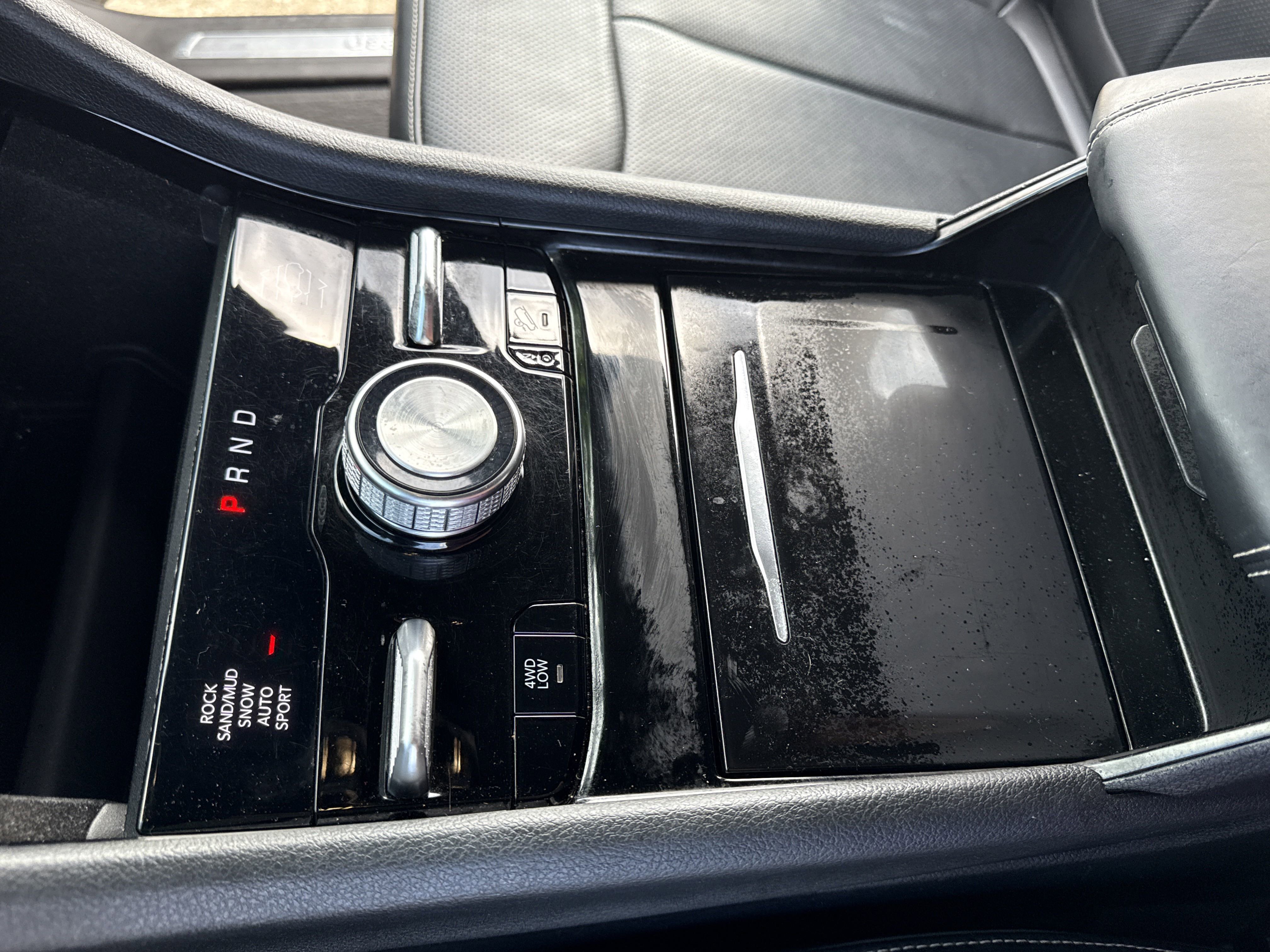 Used 2022 Jeep Grand Cherokee Overland image 25