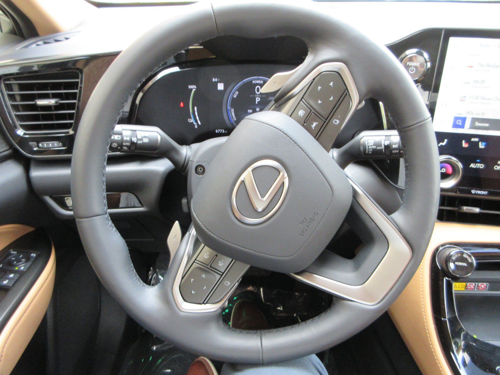 Used 2026 Lexus NX 450h+ AWD w/ Luxury Package image 35