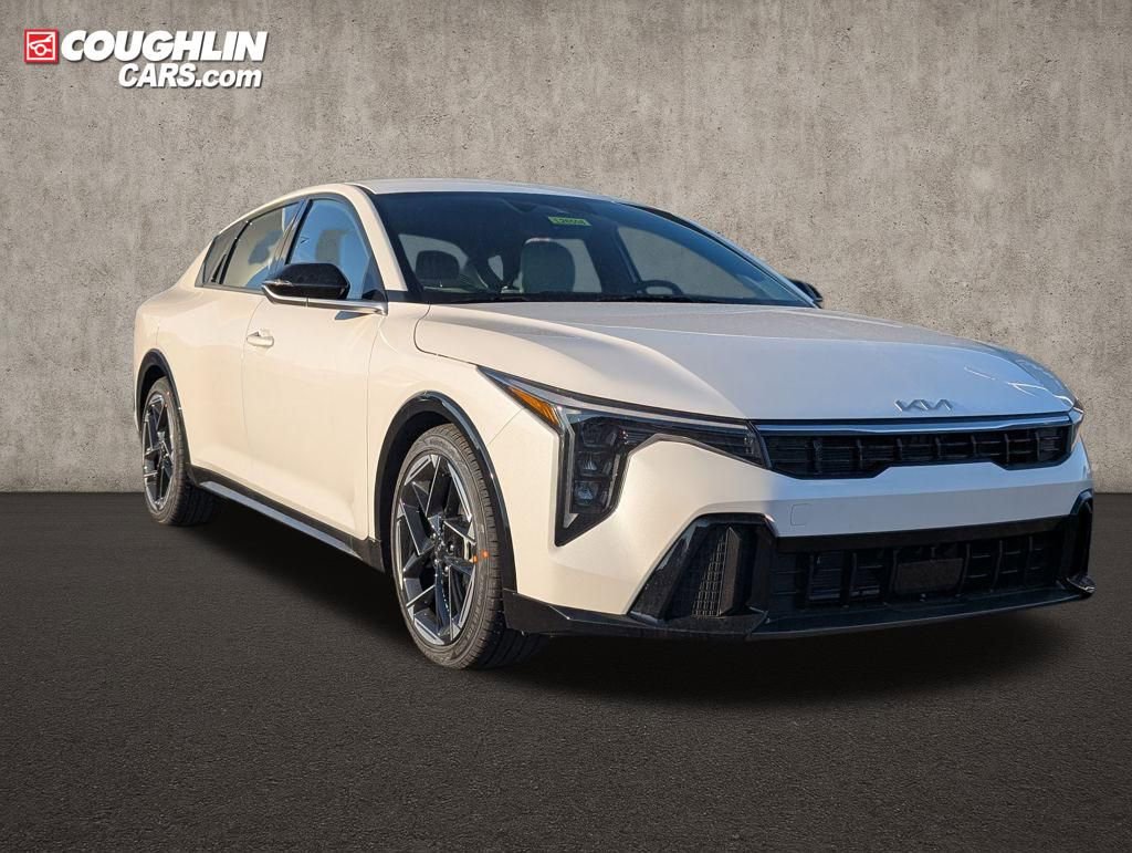 New 2026 Kia K4 GT-Line 360° Tour