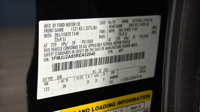 Used 2024 Ford Expedition Limited AWD/4WD image 29