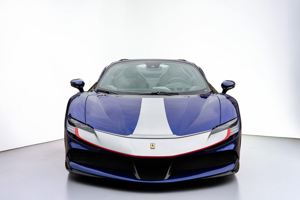Used 2024 Ferrari SF90 Spider AWD/4WD image 16