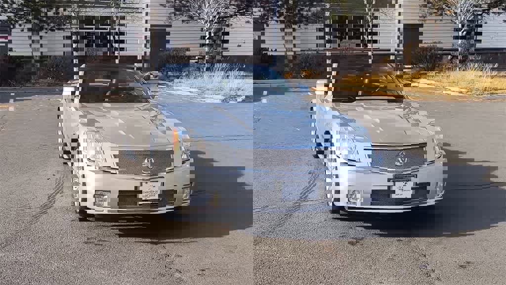 Used 2006 Cadillac XLR V image 3