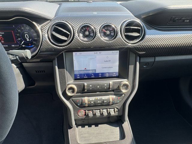 Used 2022 Ford Mustang Shelby GT500 w/ Technology Package RWD image 18