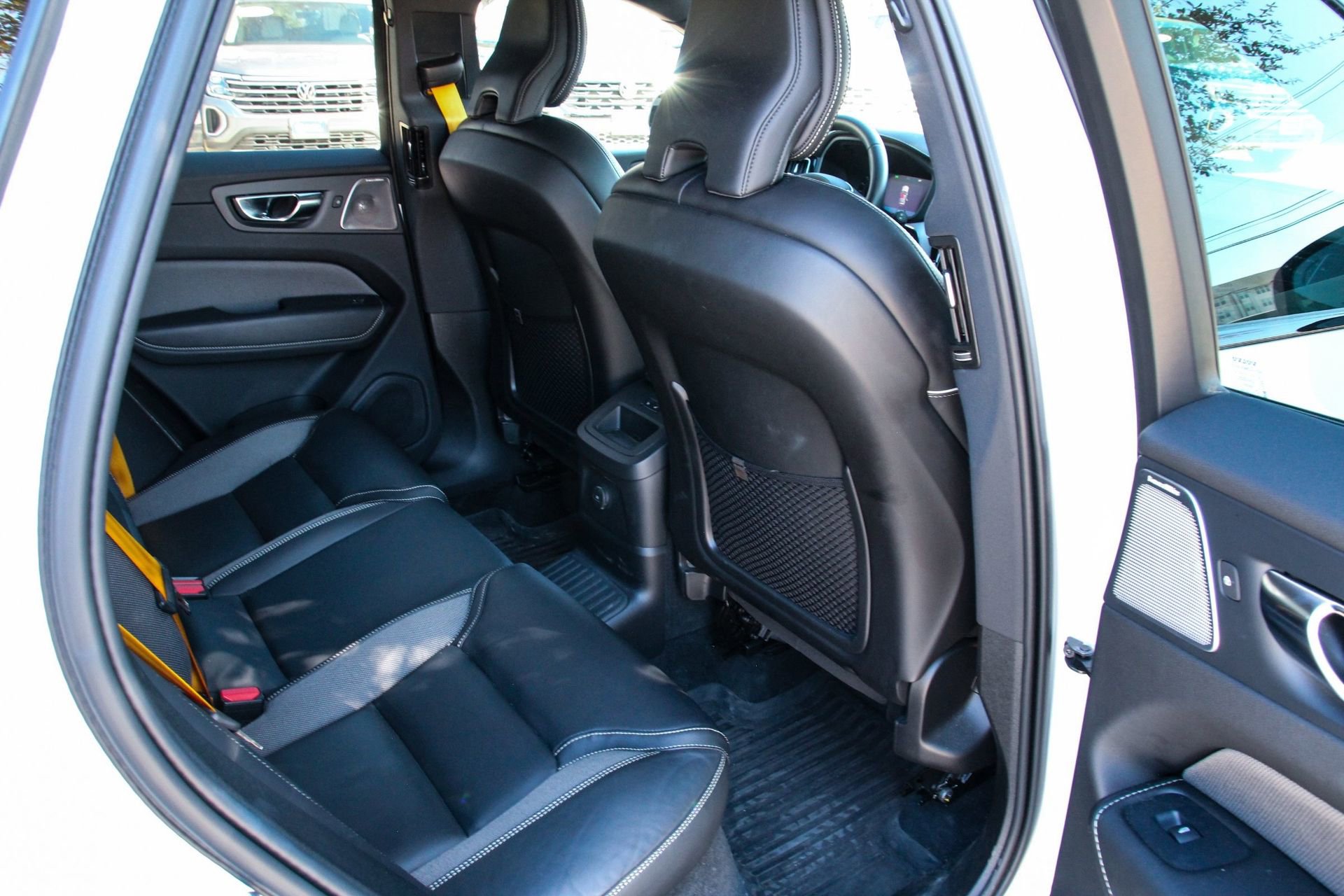 Used 2022 Volvo XC60 T8 Polestar w/ Protection Package Premier AWD/4WD image 31
