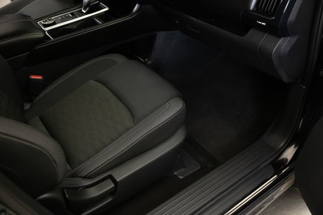 Used 2024 Nissan Pathfinder SV AWD/4WD image 20