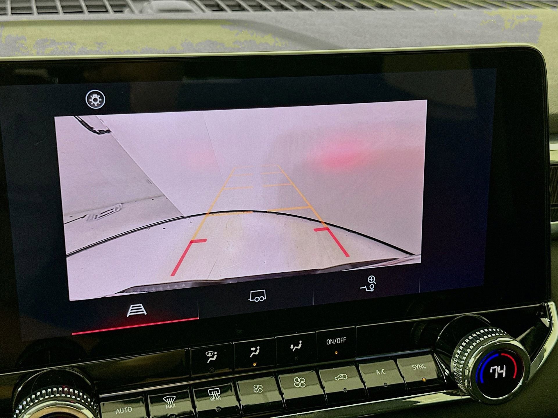 Used 2024 GMC Canyon Elevation w/ Convenience Package image 15