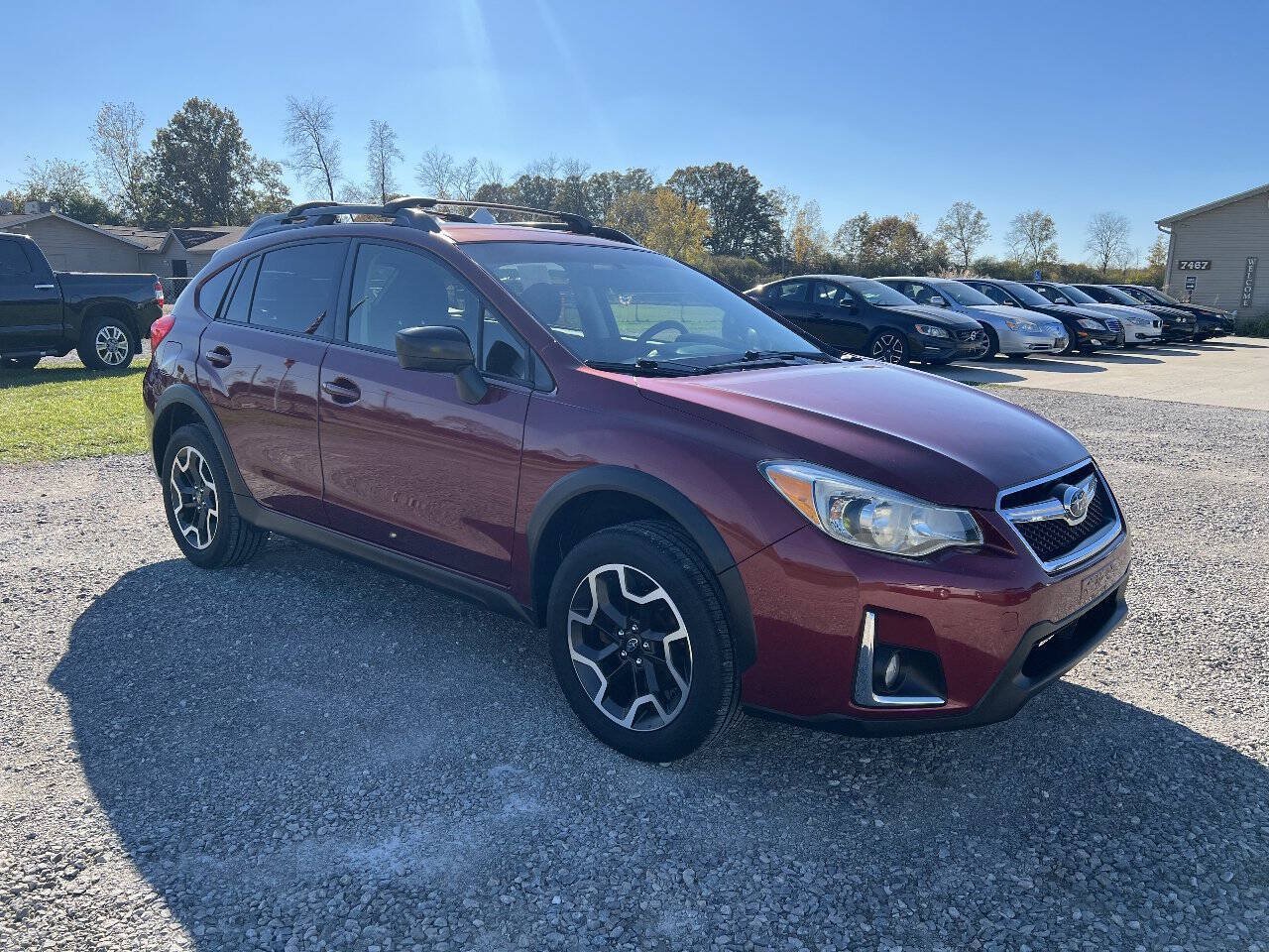 Used 2016 Subaru Crosstrek 2.0i AWD/4WD image 2