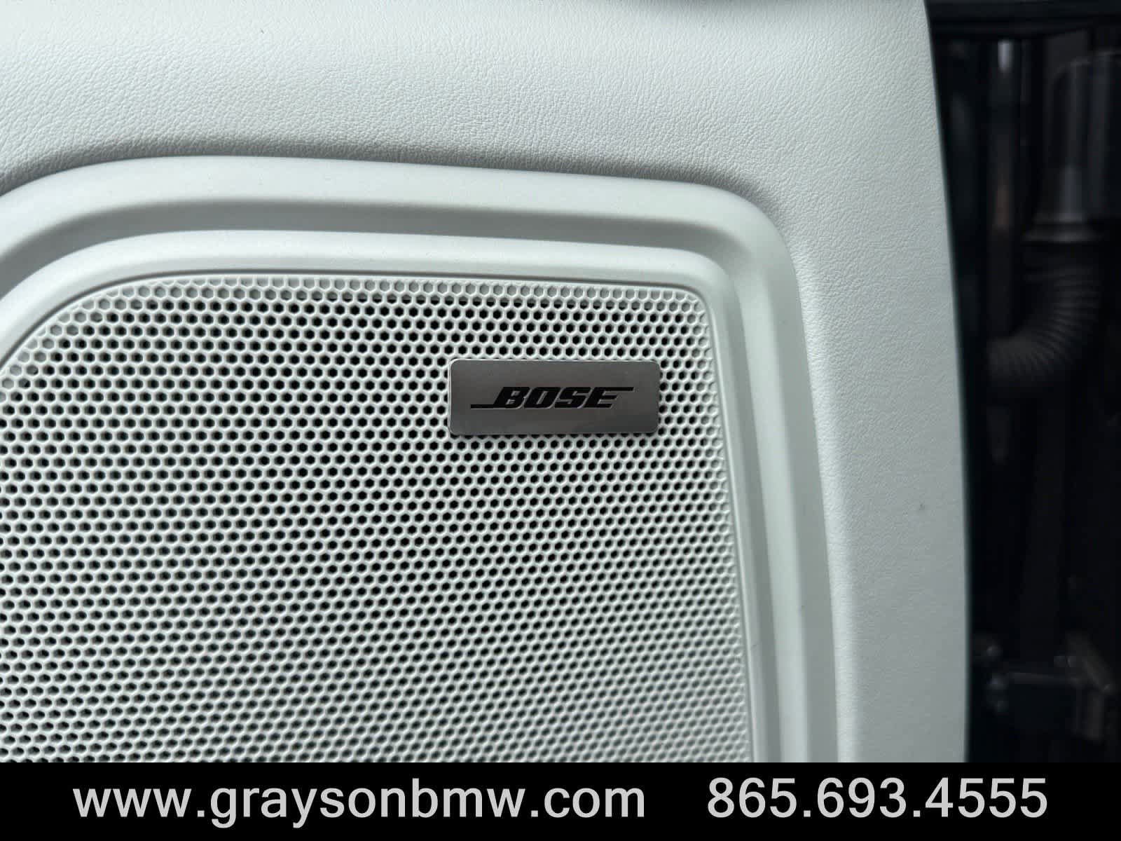 Used 2024 Porsche Macan AWD/4WD image 15