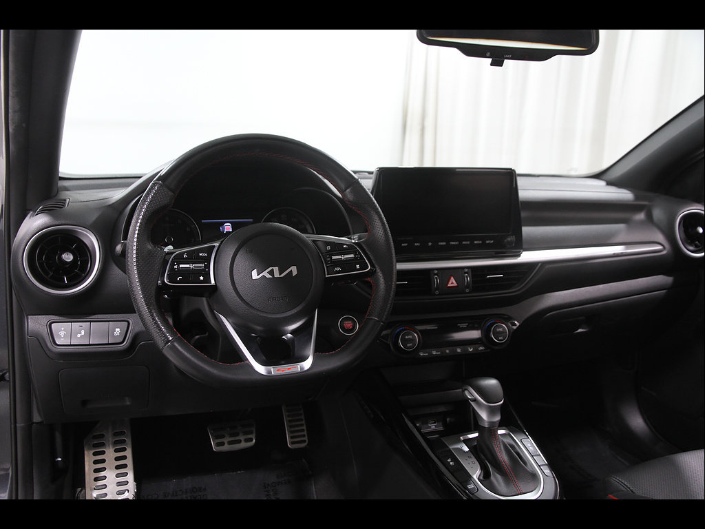 Used 2022 Kia Forte GT w/ GT2 Package FWD image 6