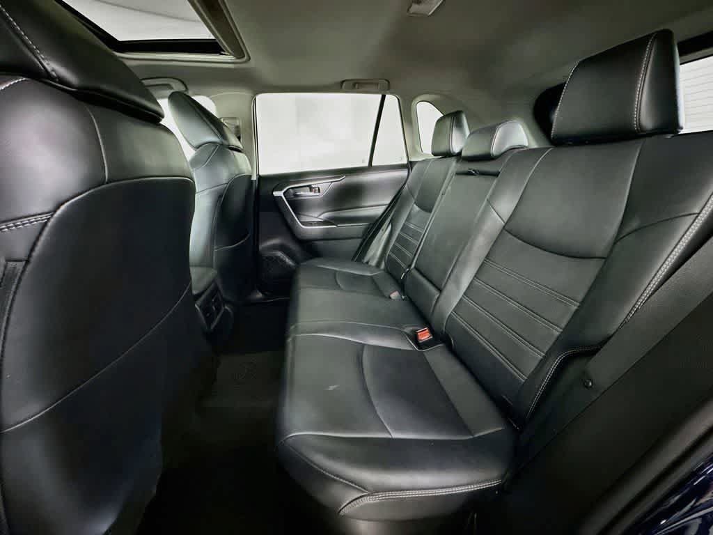 Used 2021 Toyota RAV4 XLE Premium AWD/4WD image 14