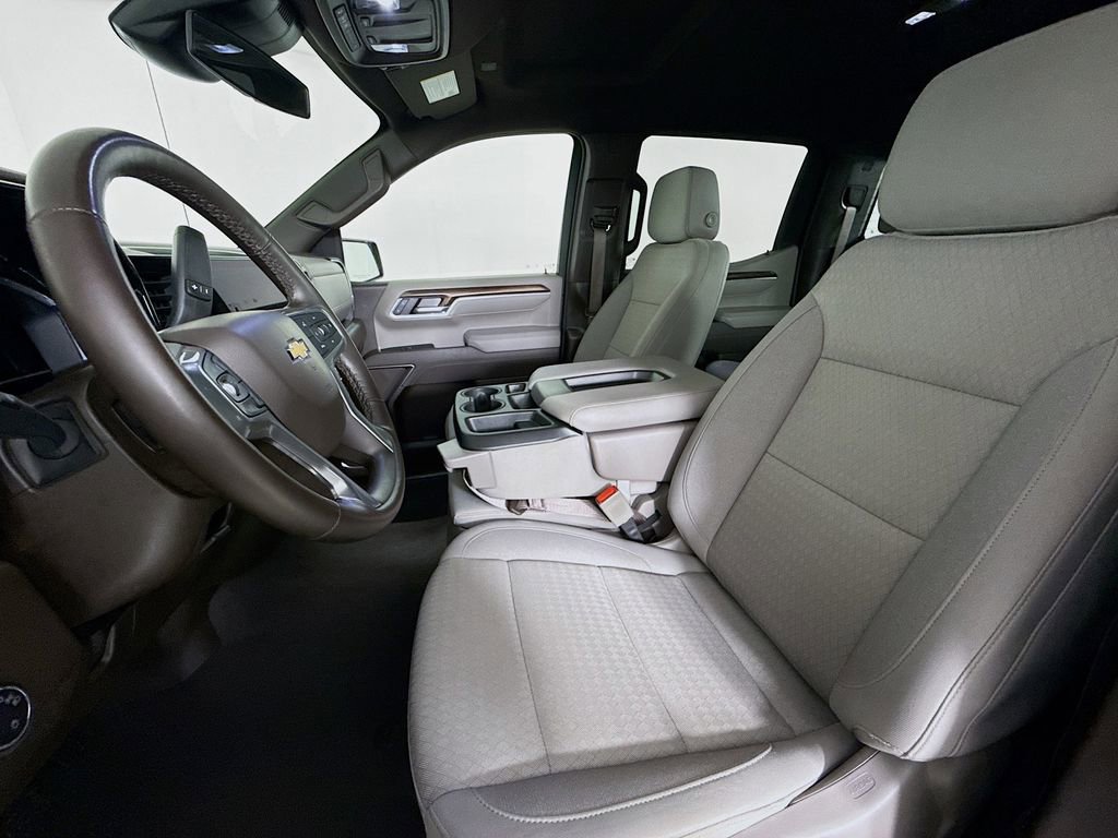Used 2025 Chevrolet Silverado 1500 LT image 23