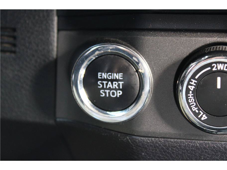 Used 2019 Toyota Tacoma TRD Sport w/ Exterior Package AWD/4WD image 24