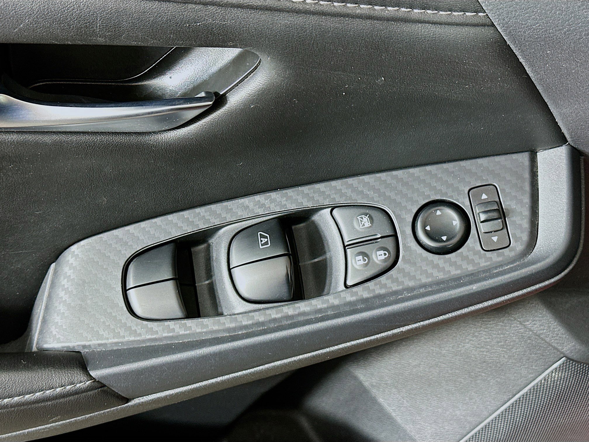 Used 2024 Nissan Sentra SV image 15