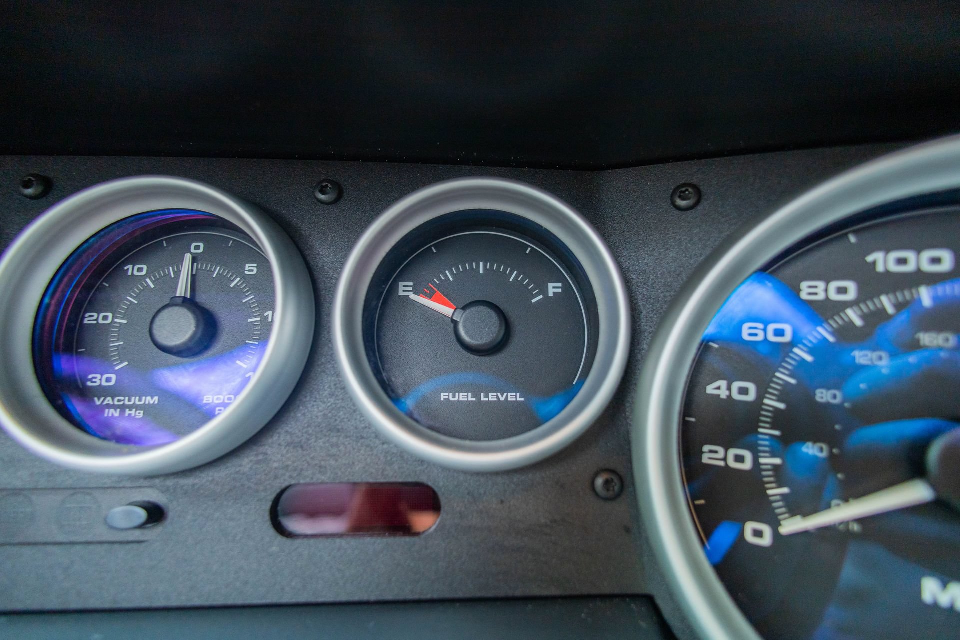 Used 2006 Ford GT RWD image 65