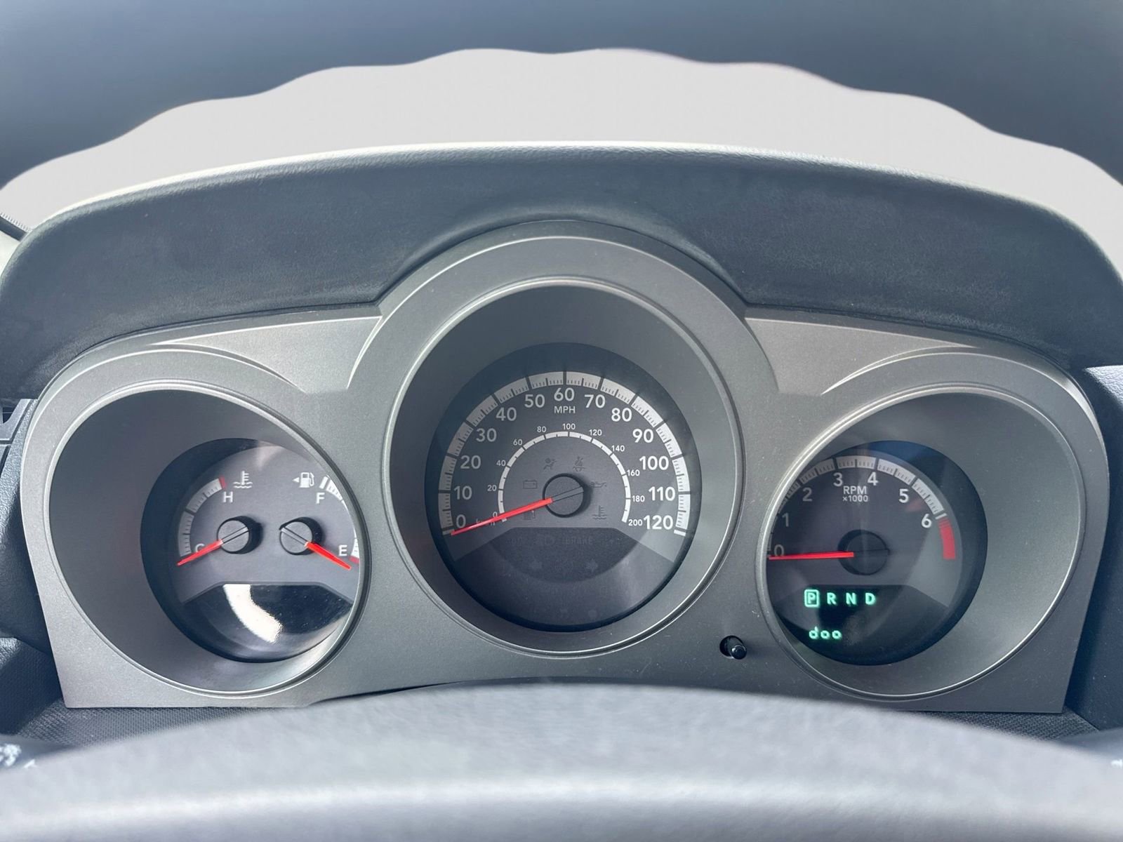 Used 2010 Dodge Avenger SXT image 30