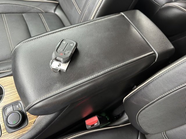 Used 2019 GMC Acadia Denali image 24