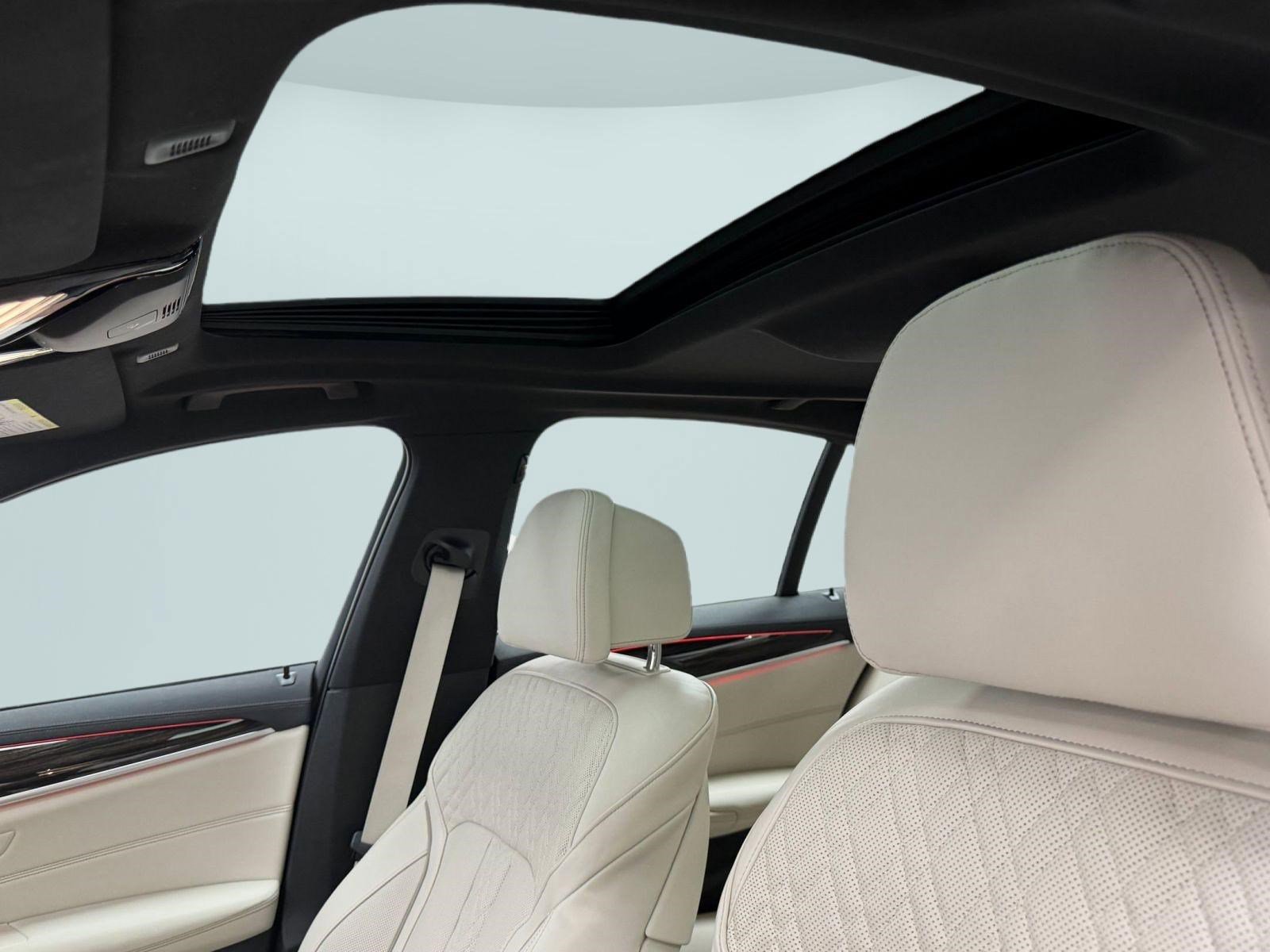 Certified 2023 BMW 540i xDrive w/ M Sport Package image 13