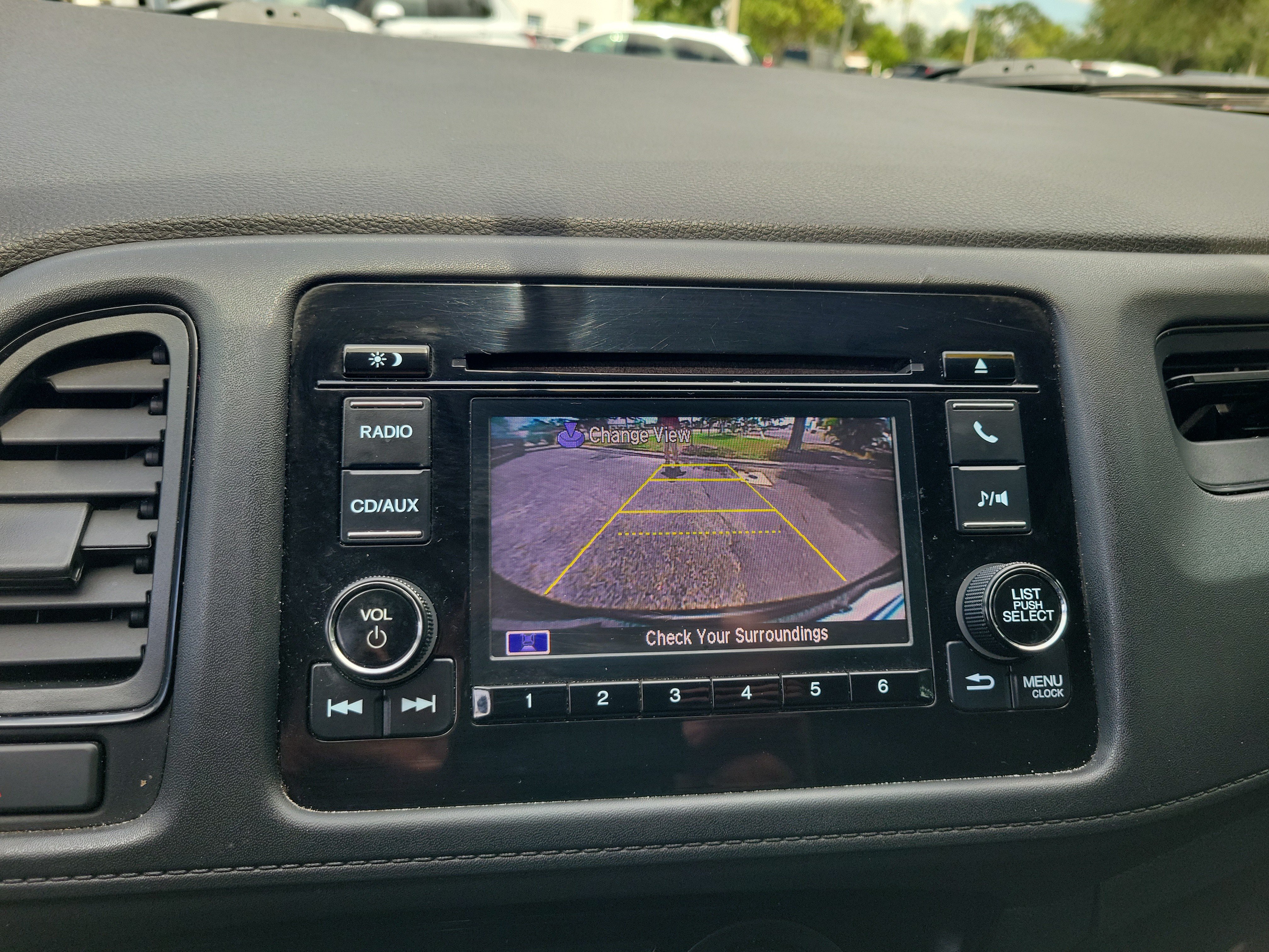 Used 2016 Honda HR-V LX image 25