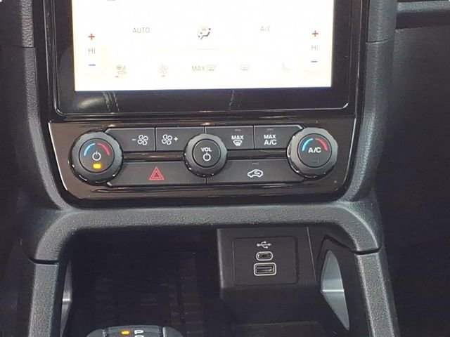 Used 2024 Ford Ranger Lariat w/ FX4 Off-Road Package image 16