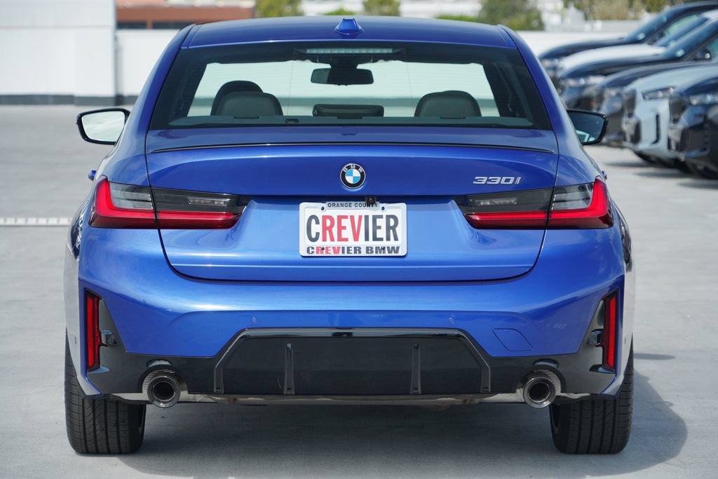 New 2026 BMW 330i Sedan w/ M Sport Package RWD image 6