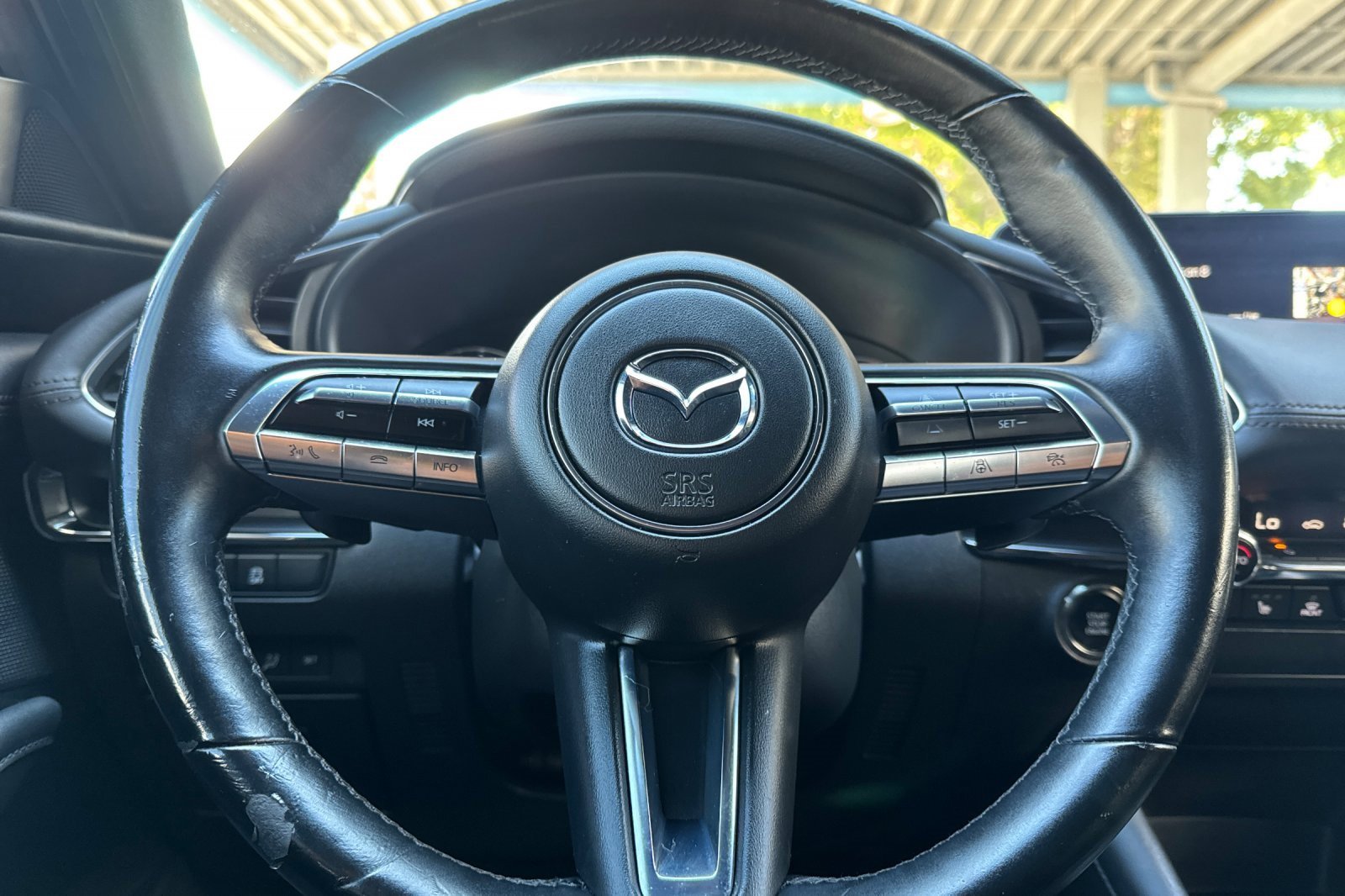 Used 2021 MAZDA MAZDA3 Hatchback w/Premium Plus Pkg image 23