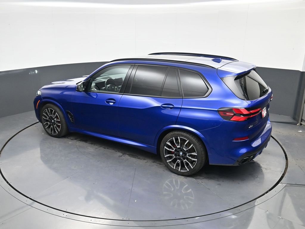 Used 2024 BMW X5 M60i image 29