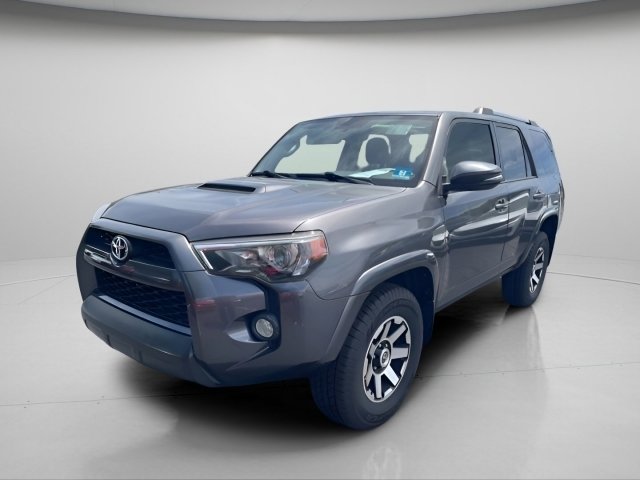 Used 2018 Toyota 4Runner TRD Off-Road Premium AWD/4WD image 2