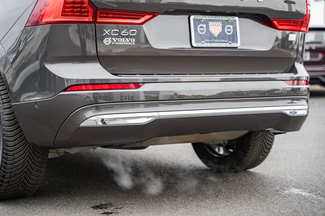 Used 2022 Volvo XC60 T8 Inscription w/ Advanced Package image 9