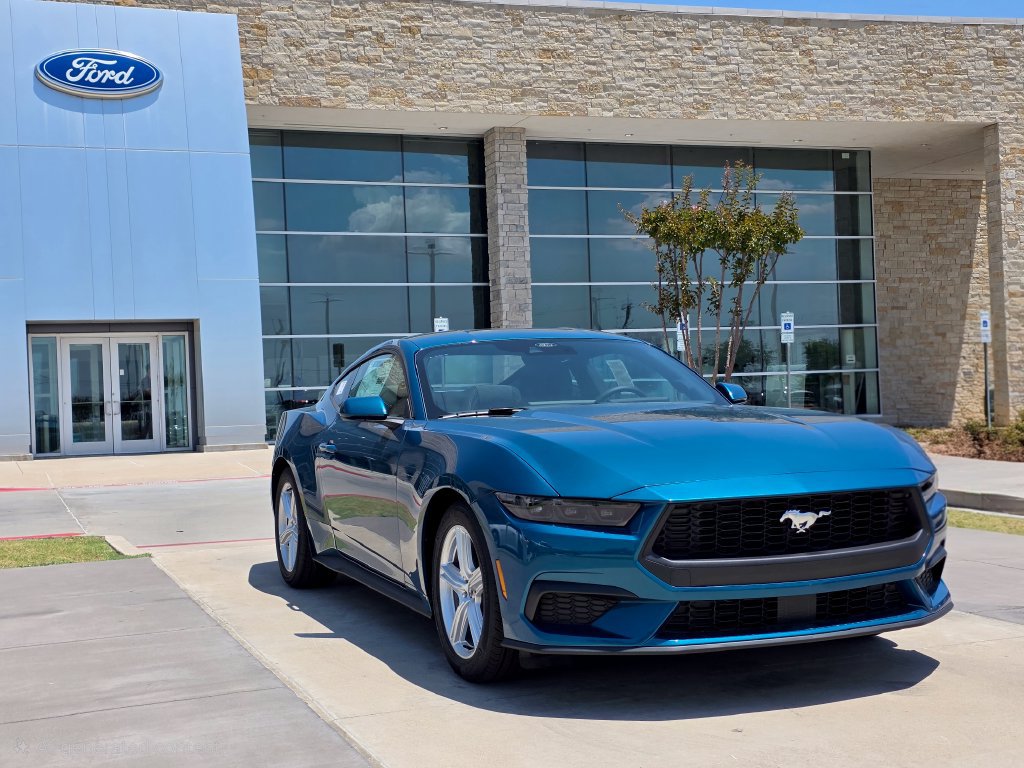 New 2026 Ford Mustang Coupe RWD image 9