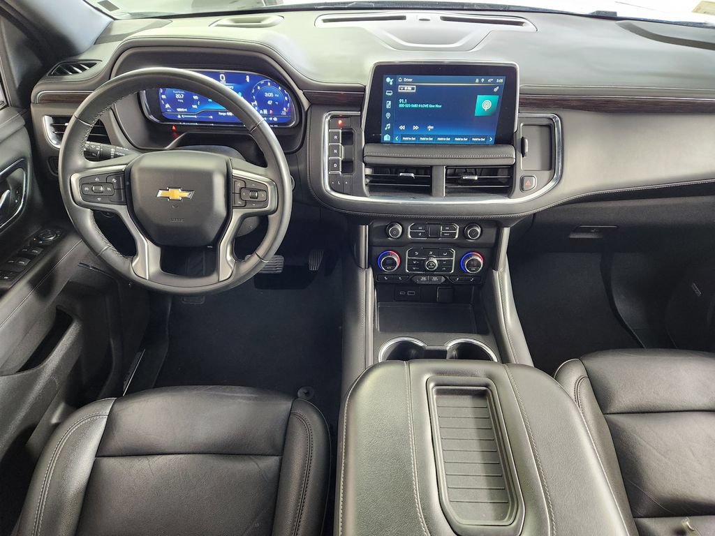 Used 2024 Chevrolet Suburban LT AWD/4WD image 16