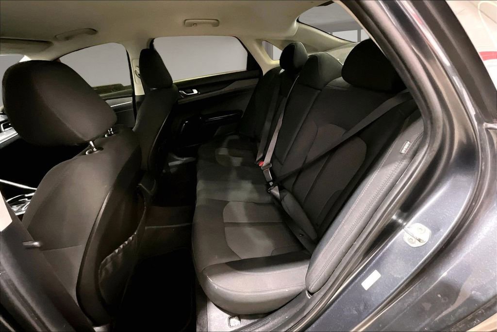 Used 2022 Kia K5 LXS FWD image 22