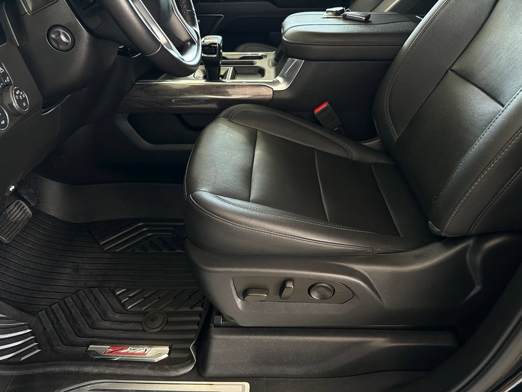 Used 2023 Chevrolet Silverado 1500 LTZ AWD/4WD image 12
