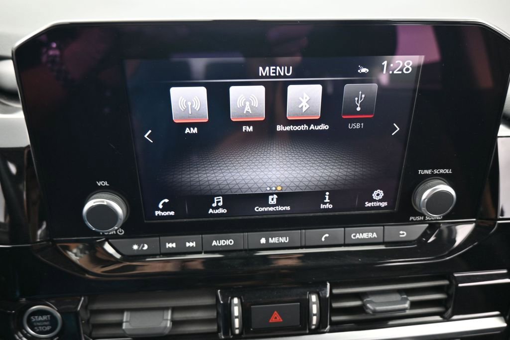 Used 2024 Nissan Pathfinder SV FWD image 20