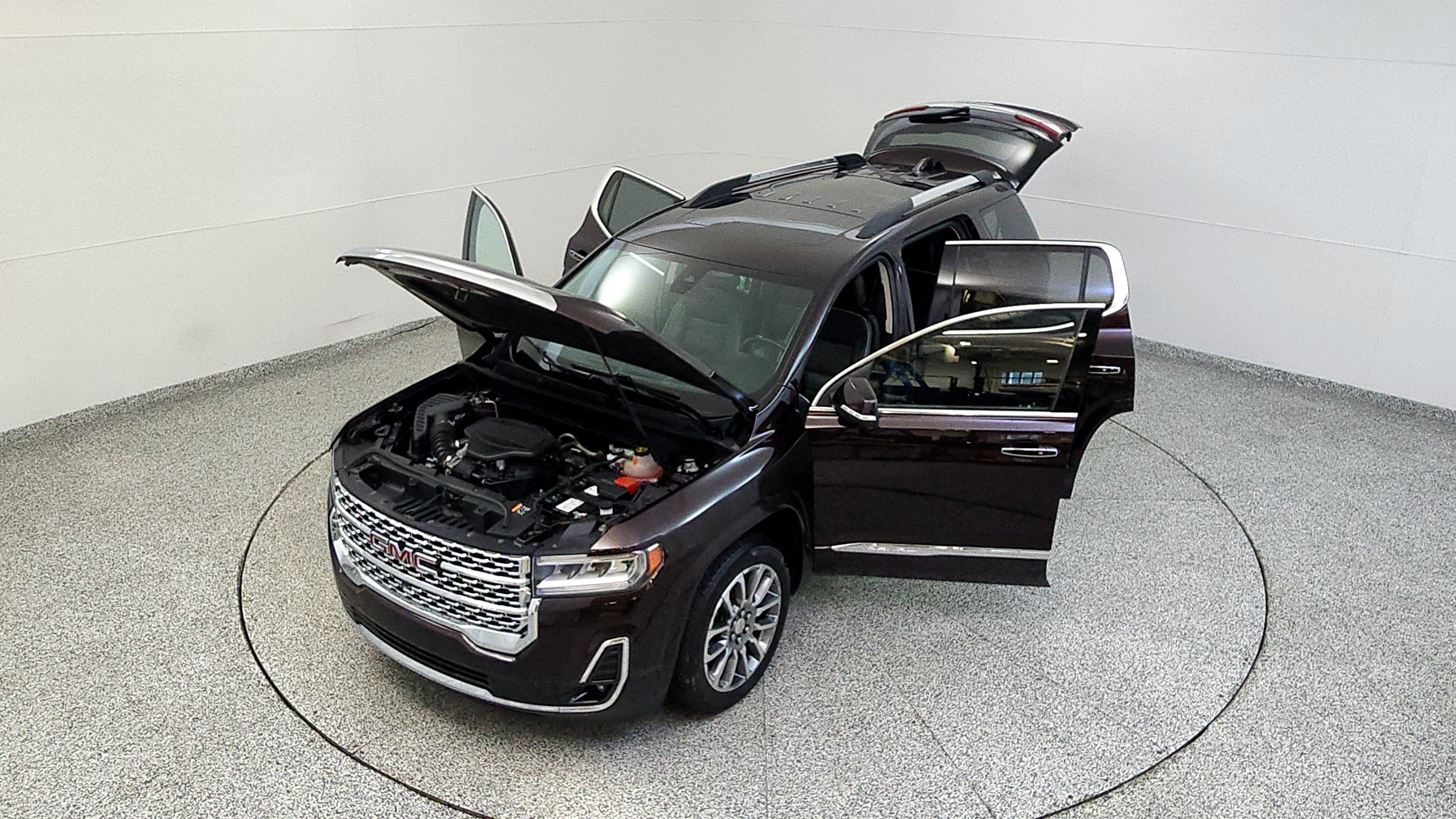 Used 2021 GMC Acadia Denali w/ Denali Ultimate Package AWD/4WD image 17