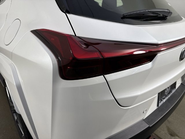 Certified 2025 Lexus UX 300h AWD w/ Cold Area Package image 33