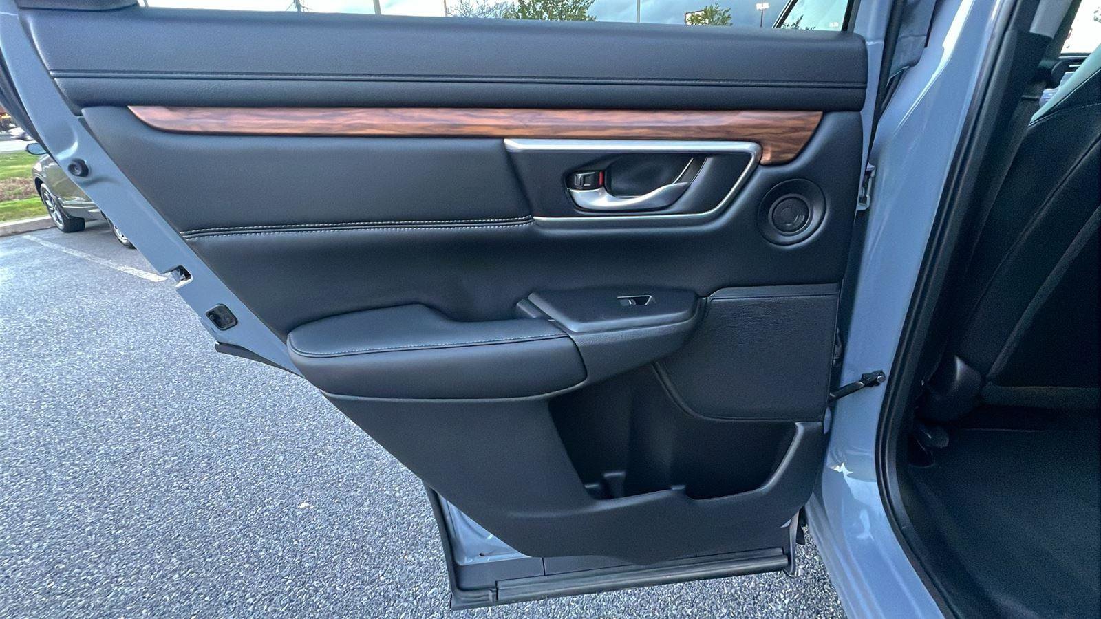 Used 2021 Honda CR-V EX-L image 17