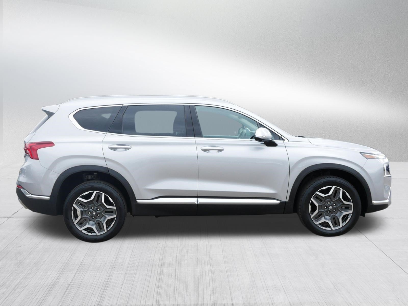 Certified 2023 Hyundai Santa Fe Limited w/ Cargo Package AWD/4WD image 8